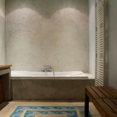 Luxurious Overlooking The Sea 펜션