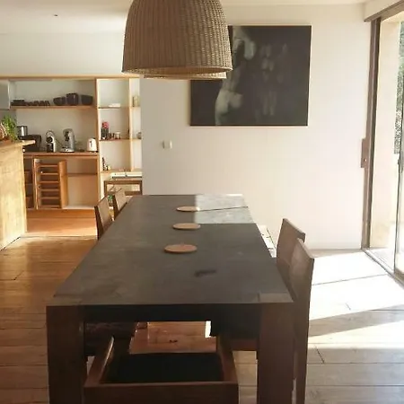 Luxurious Overlooking The Sea 펜션 로퀴에브륀캡마르탱