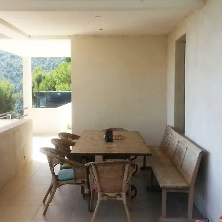 Holiday home Luxurious Overlooking The Sea *